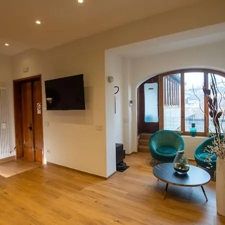 Salotto Corso Garibaldi Gasthof 3*