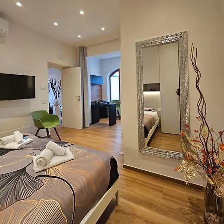 Salotto Corso Garibaldi 3* Piacenza