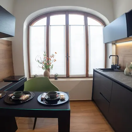 Salotto Corso Garibaldi 3*