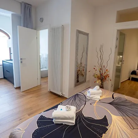 Salotto Corso Garibaldi 3* Piacenza