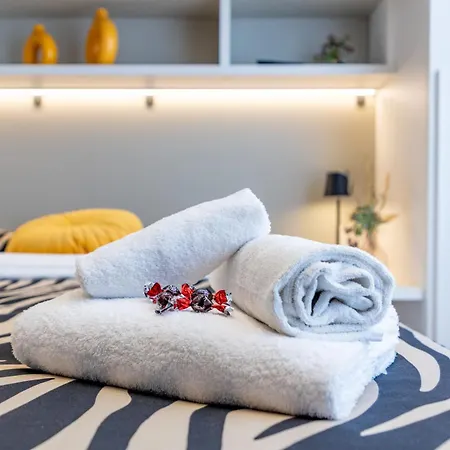 Affittacamere Salotto Corso Garibaldi 3*