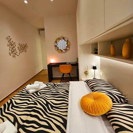 Salotto Corso Garibaldi 3*