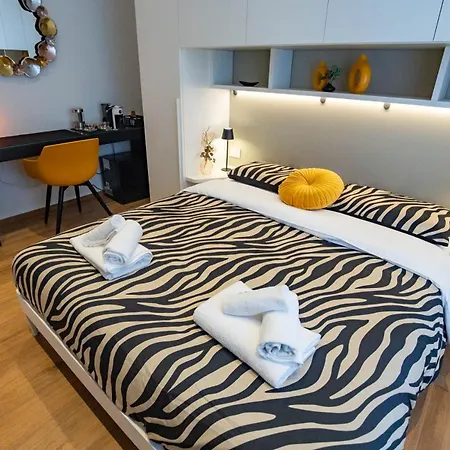 Salotto Corso Garibaldi 3* Piacenza