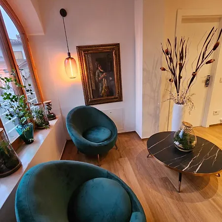 Salotto Corso Garibaldi 3* Piacenza