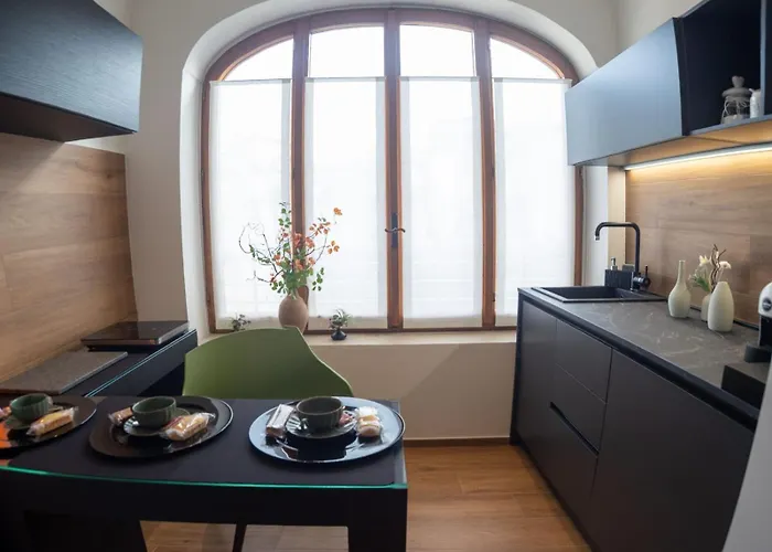 Salotto Corso Garibaldi 3*