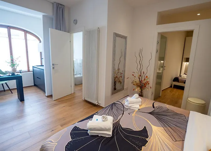 Salotto Corso Garibaldi 3* Piacenza