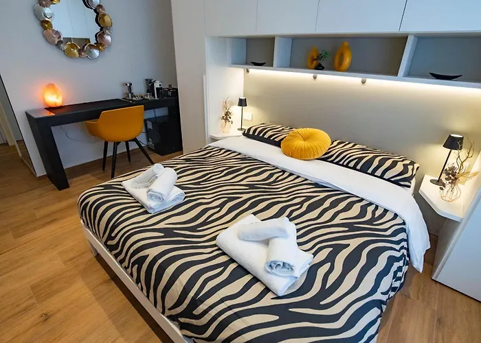 Salotto Corso Garibaldi 3* Piacenza